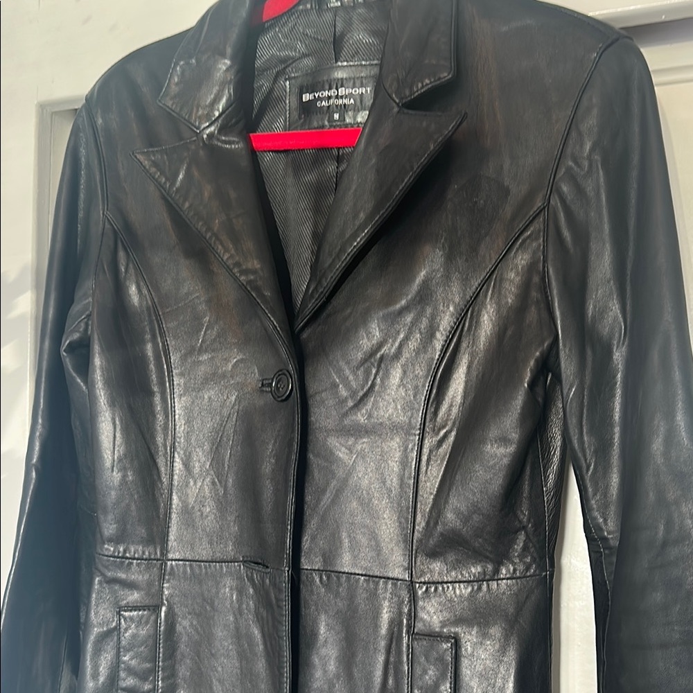 Elegant Black Leather Jacket for Women Genuine leather - Picture 3 of 13